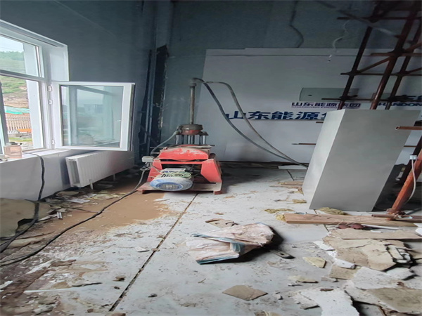 浩口原种场地基基础下沉墙体裂缝加固注浆顶升施工